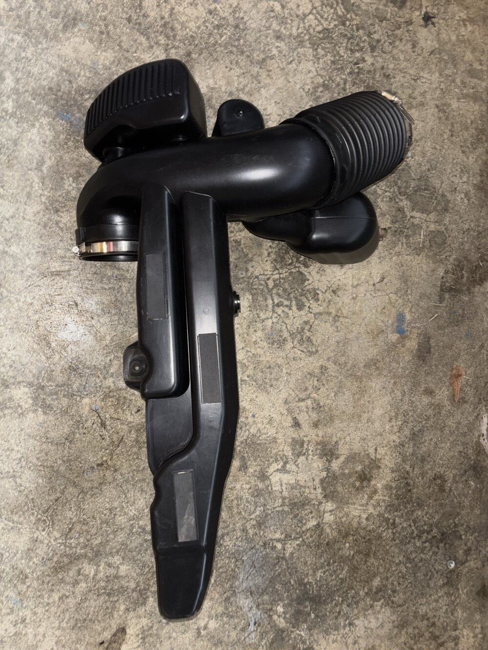 OEM Toyota Truck SUV Air Intake Tube Assembly 3.75” ID 26.5” Length – Factory